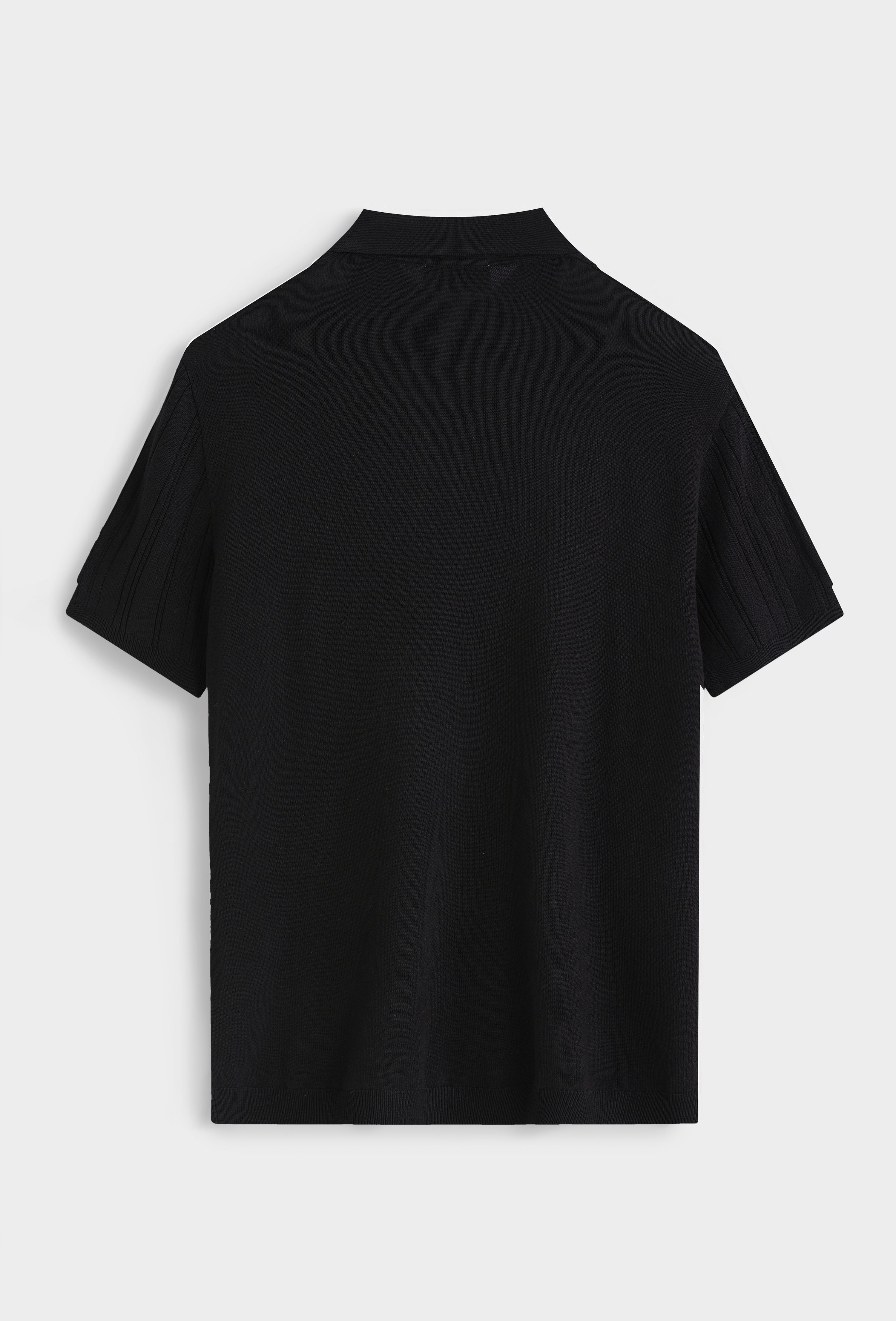 Polo zippé texturé