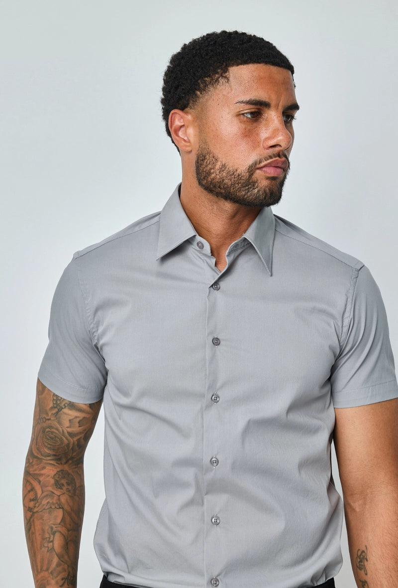 Chemise classique uni à manches courtes