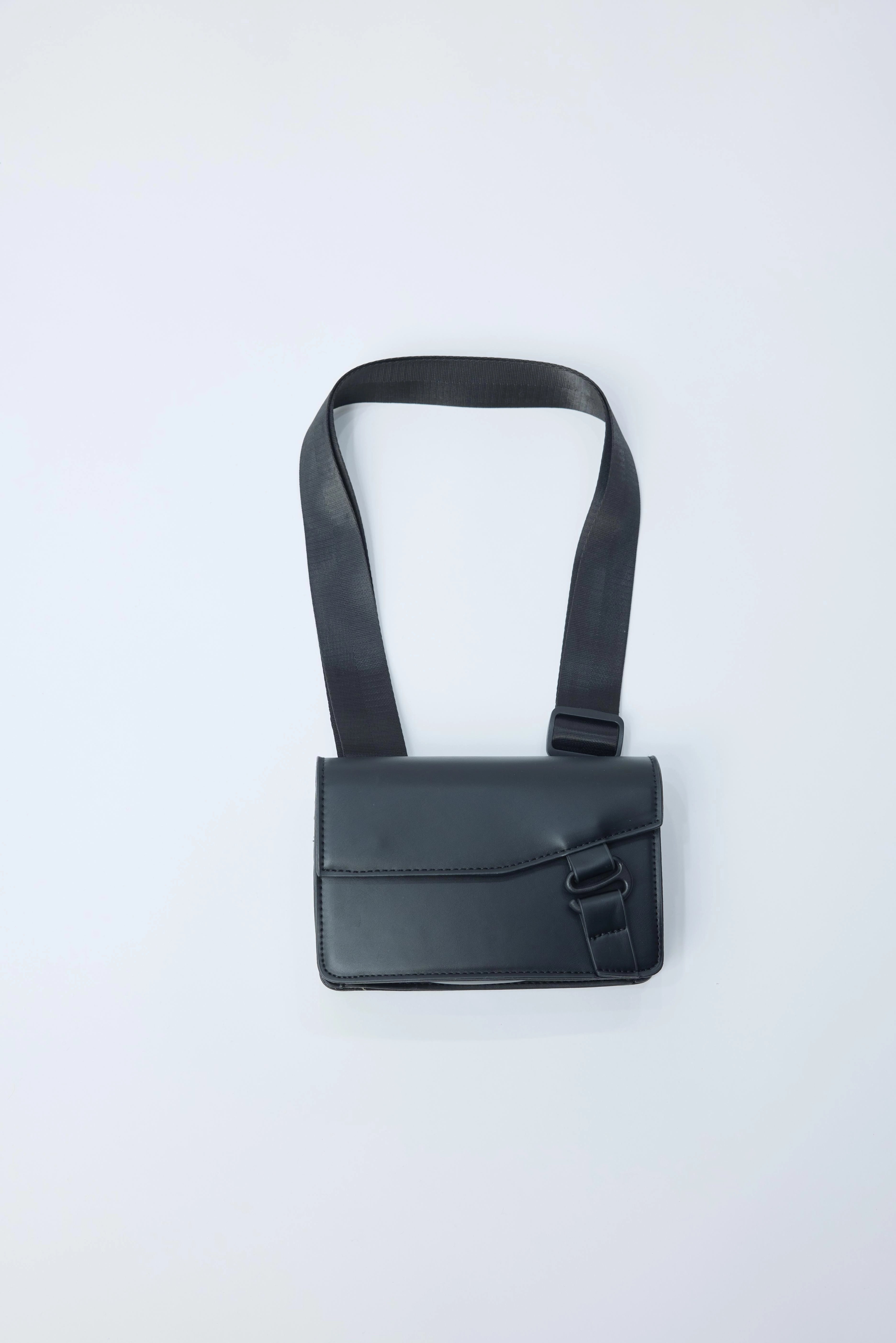 PC60315__NOIR_20_1.webp