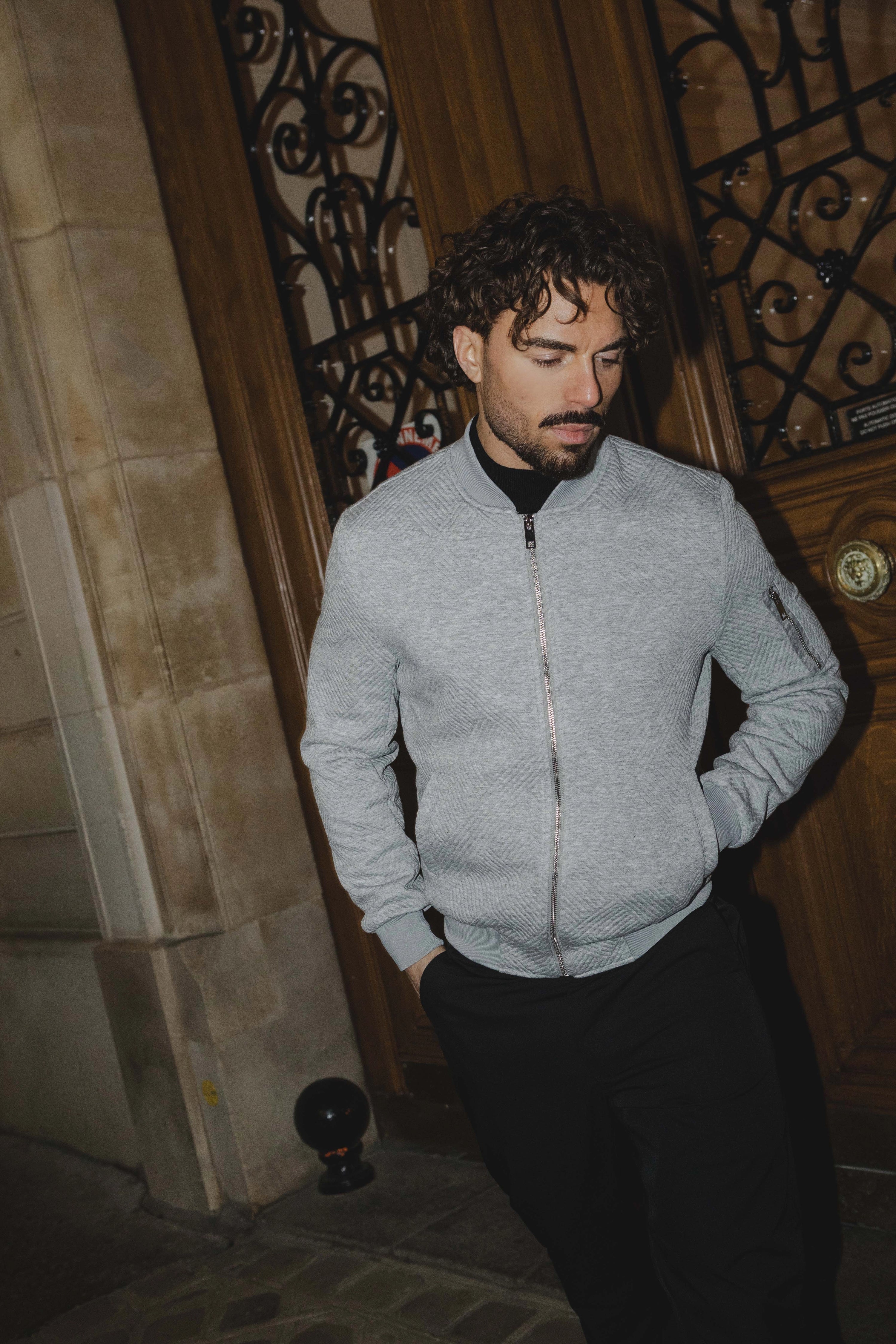 Checked jacket with zipper