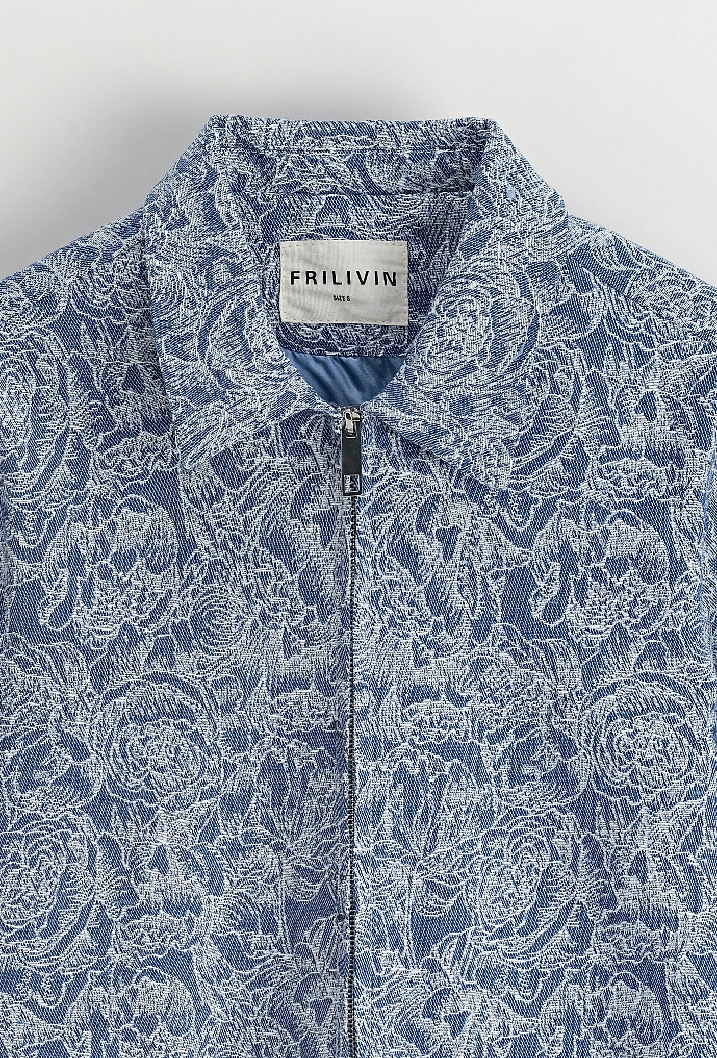 Ensemble veste sans capuche et pantalon à motif fleuri