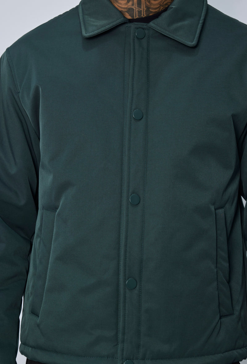 Veste moderne à col pratique et élégante