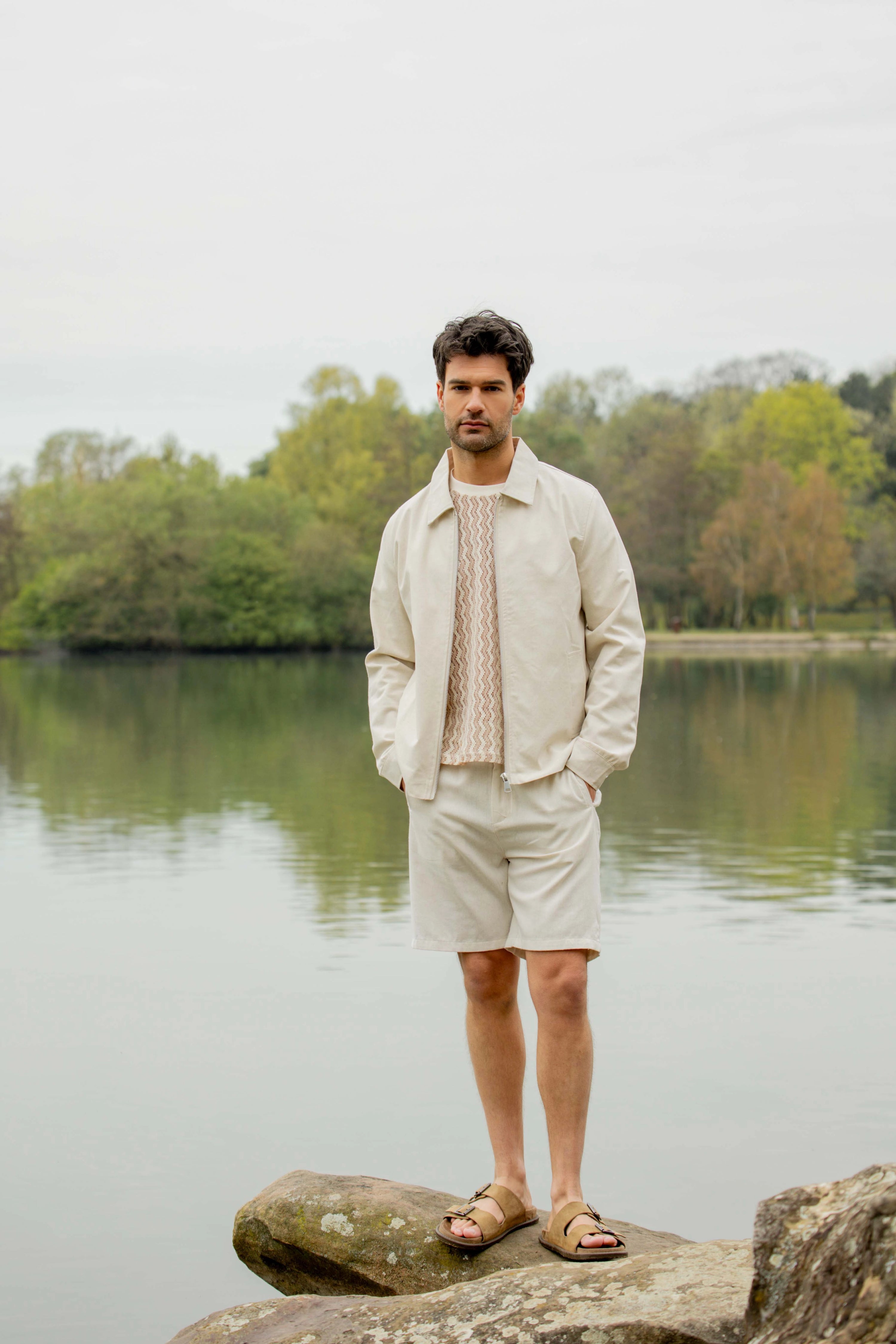 Veste zippée col chemise