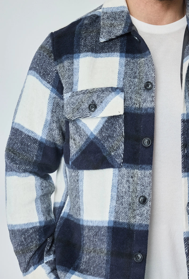 Comfortable jacket with check pattern