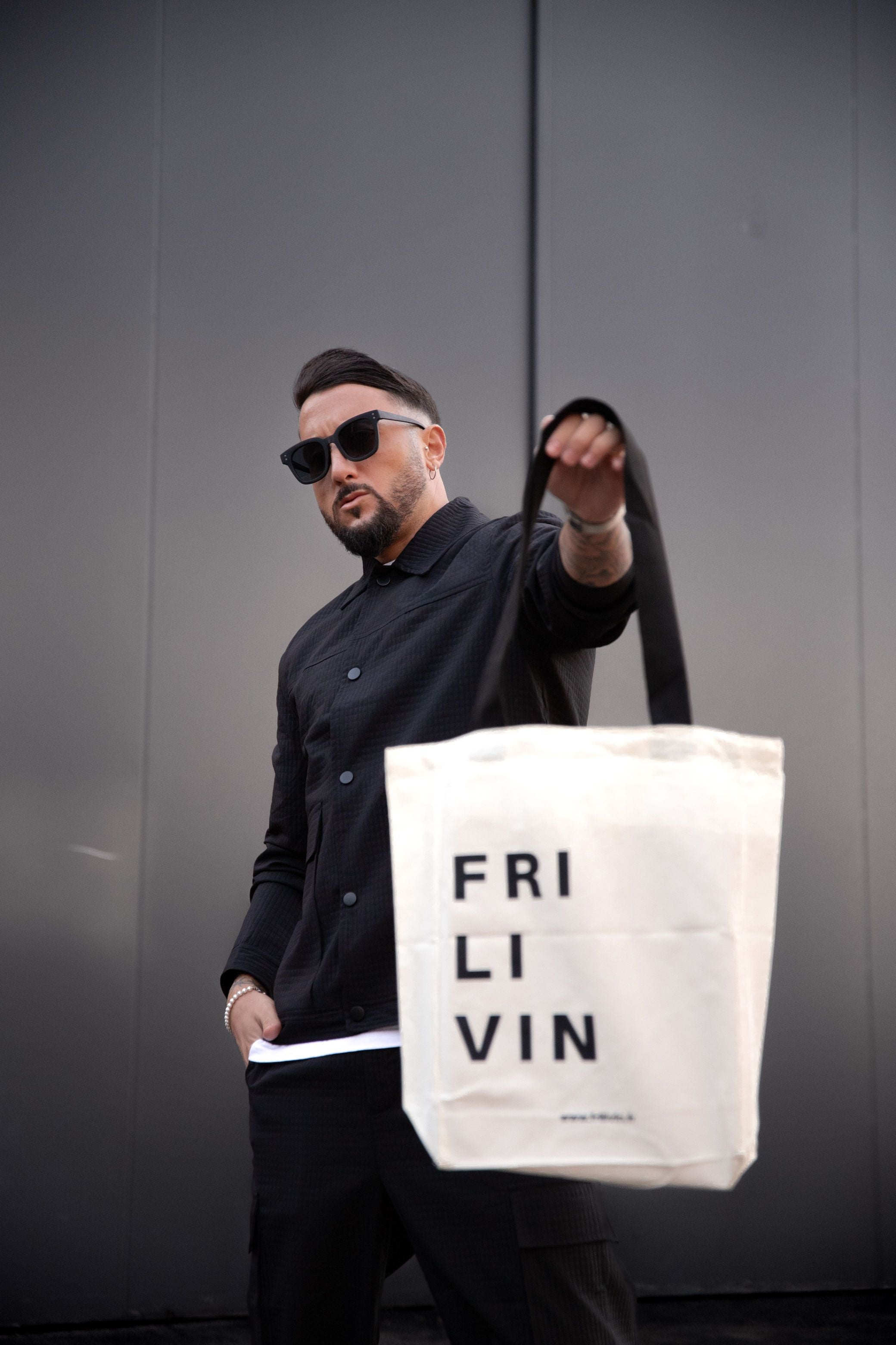 Tote bag frilivin