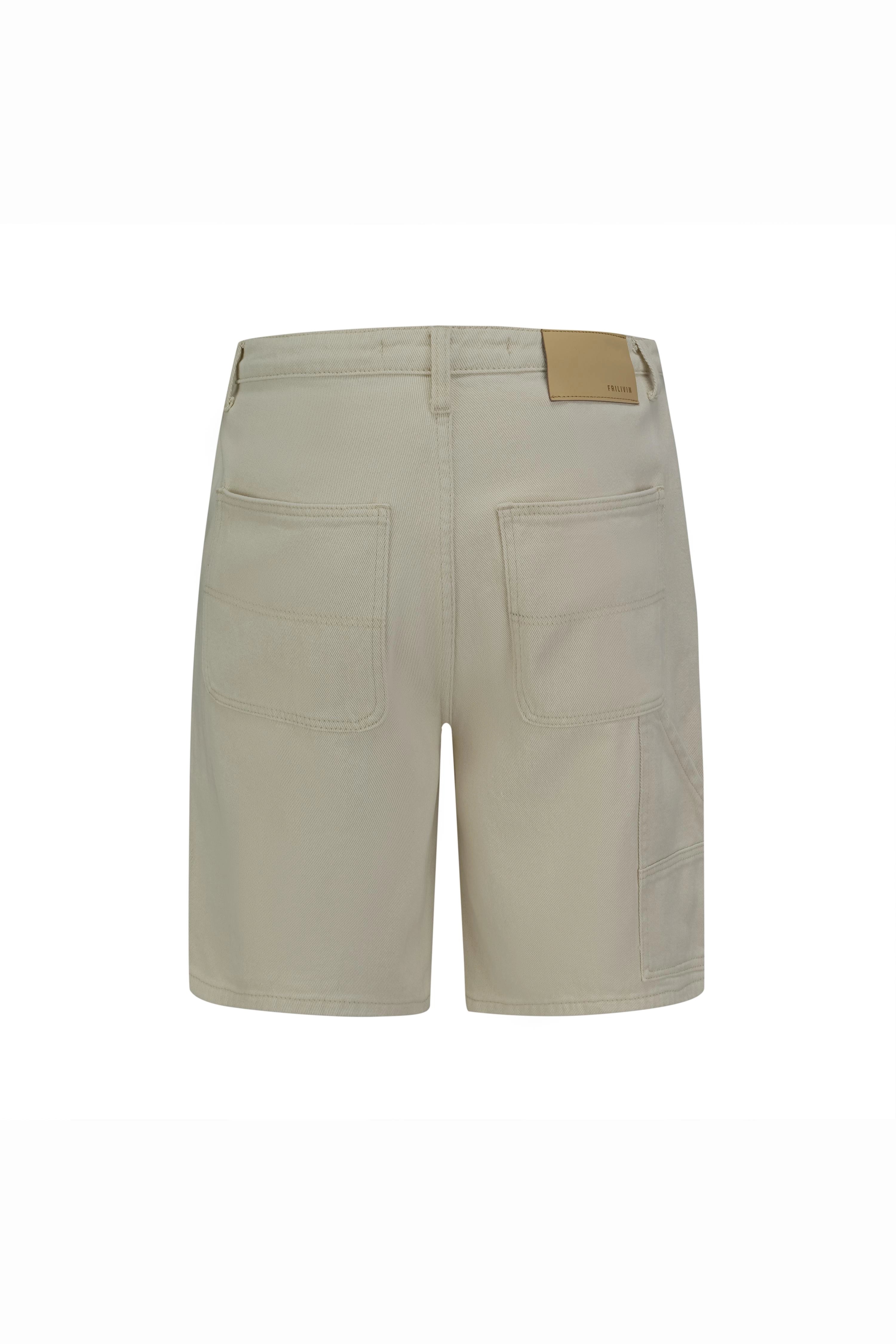 Classic plain wide cut shorts