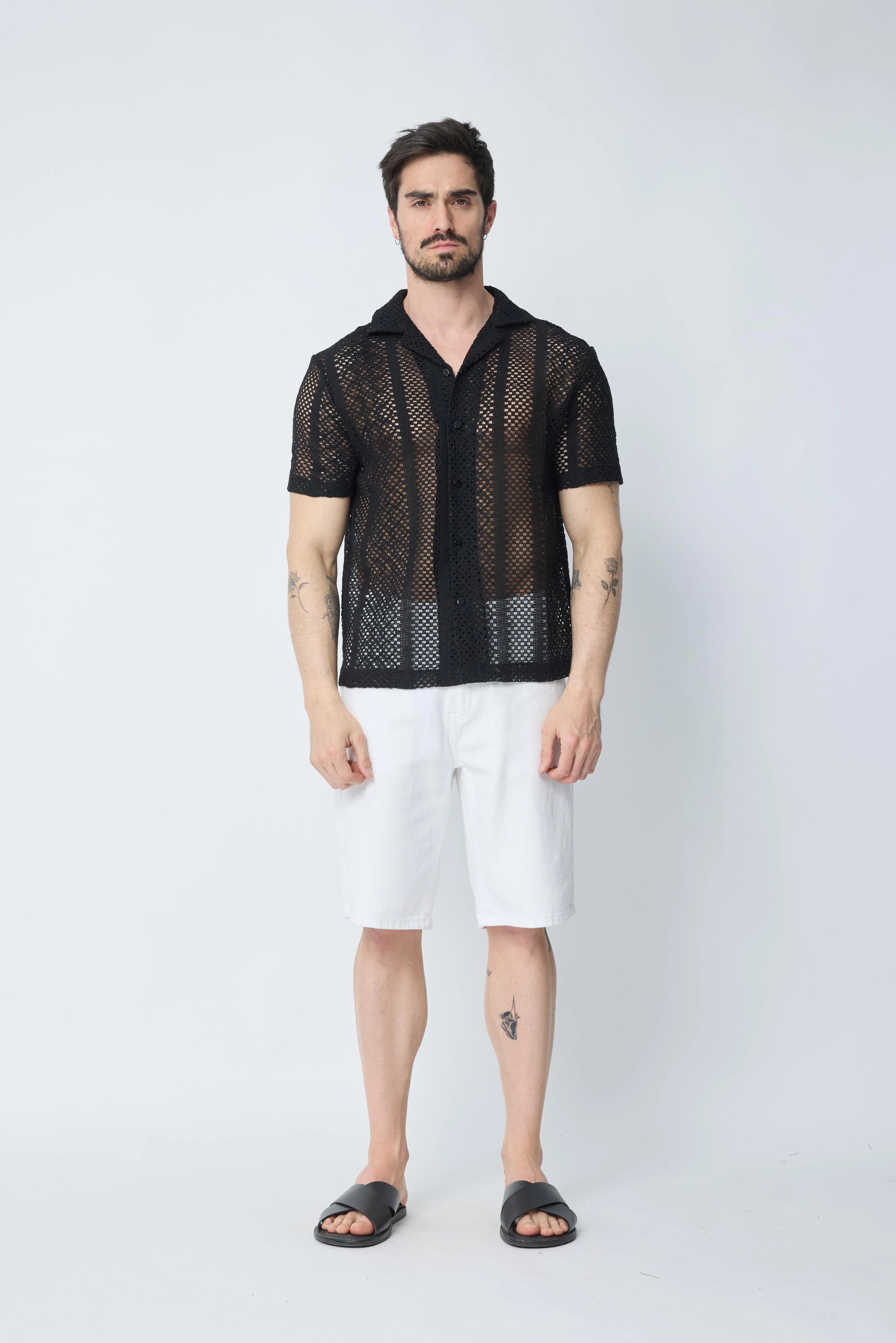 Short élégant en tissu clair