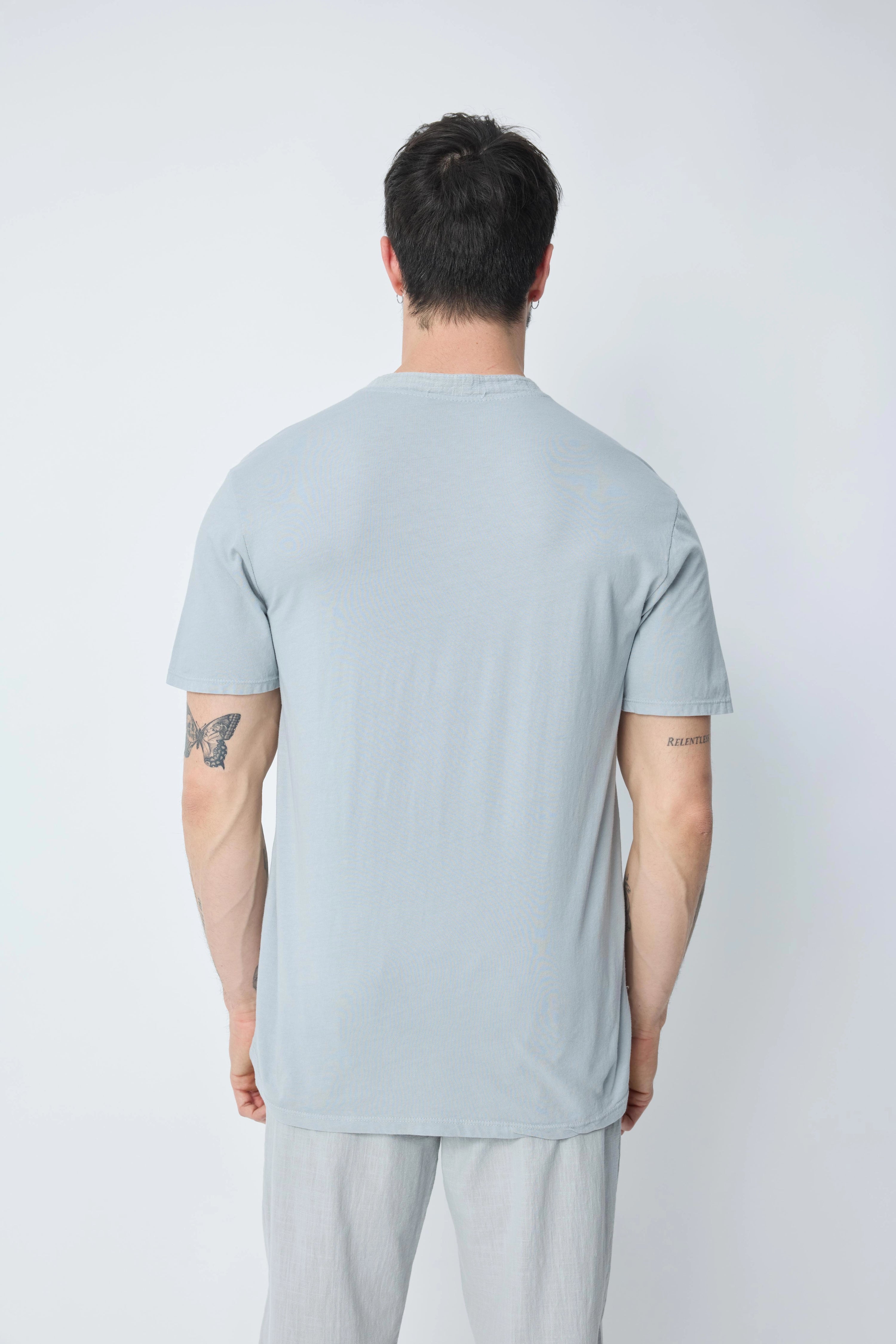 T-shirt uni à manches courtes